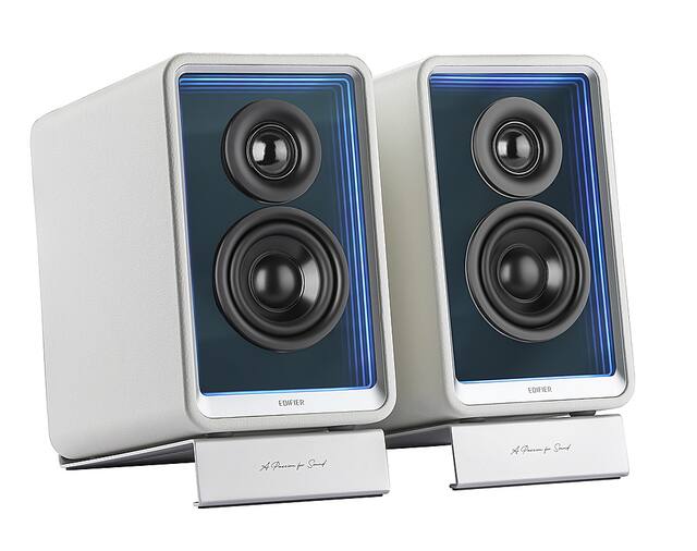 Edifier - QR65 2.0 Bluetooth Multimedia Speaker System with 65W GaN Charging, Lighting Effects, and Strong Base (Pair) - White