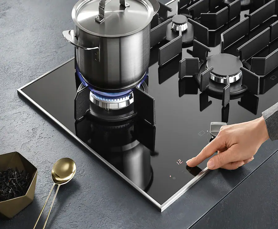 Miele 37 in. Wide 5 Burner KM 3054 1 G USA EDST 120/60 Black KM 3054-1 ...