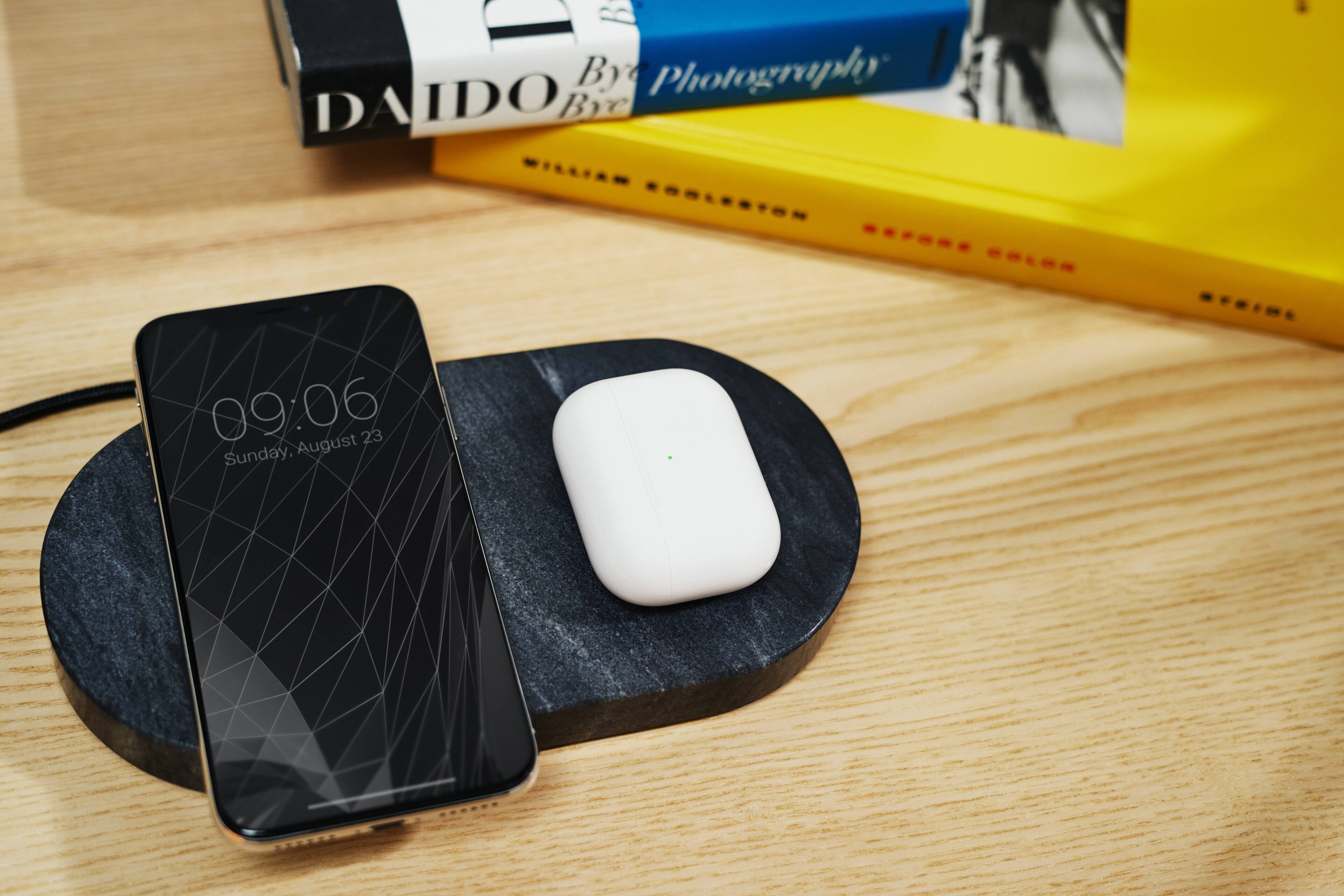Alt View 15. Einova - Eggtronic Stone 10W Dual Wireless Charging Pad for Qi-enabled Devices - Black Marble.