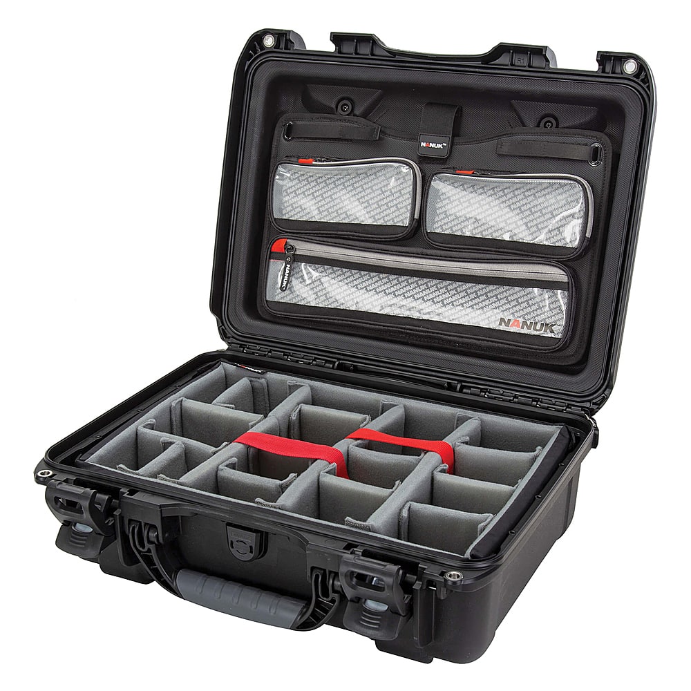 The text on the image reads "NAUN-NANU NANUK - NAN NANUA NANUK -".