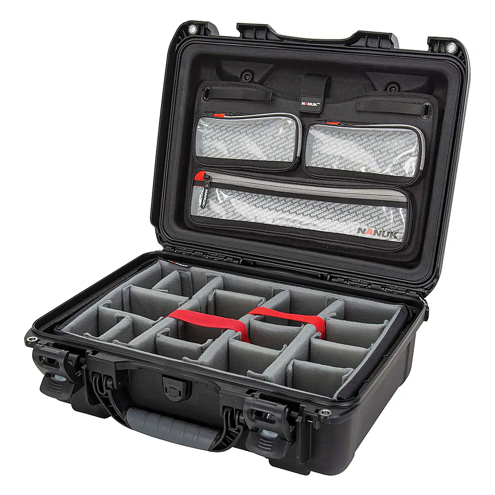 The text on the image reads "NAUN-NANU NANUK - NAN NANUA NANUK -".