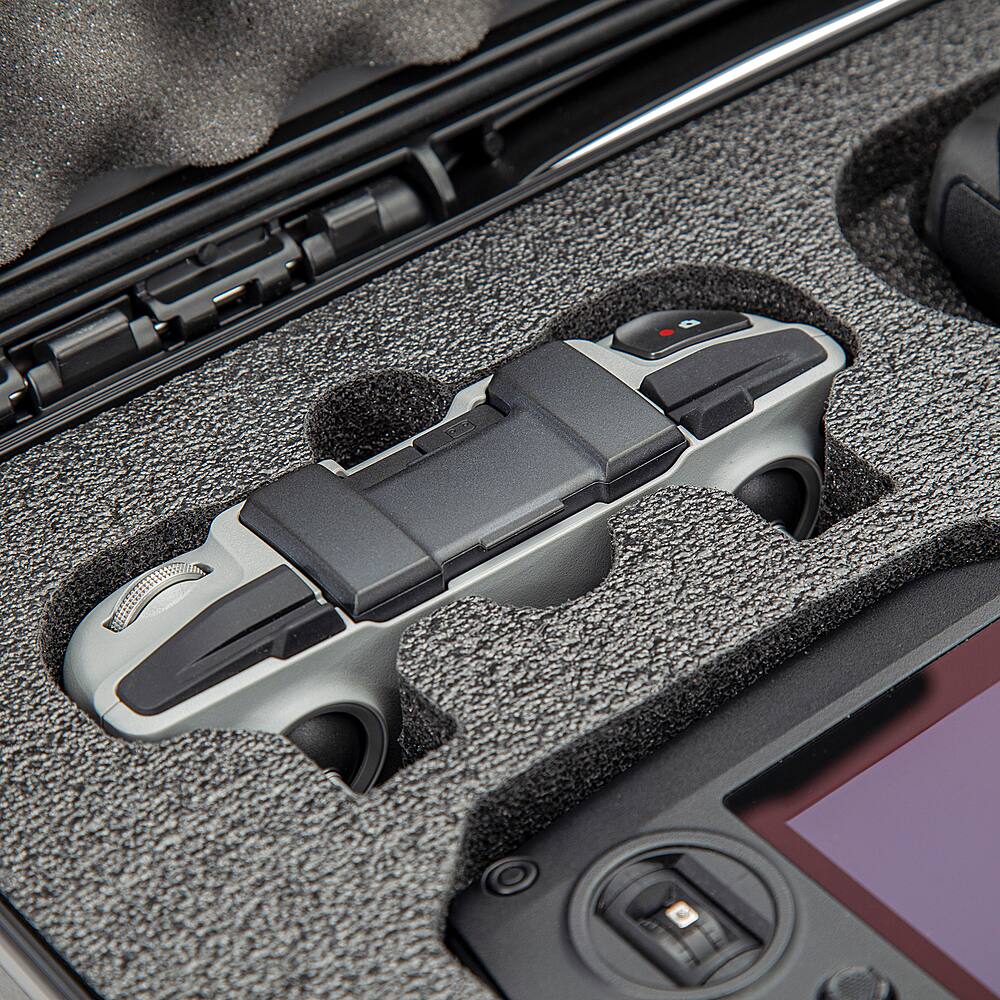 Alt View 13. NANUK - 925 Protective Hard Case with Insert for DJI Mavic 3 Pro Fly More/Cine Premium Combo - Black.