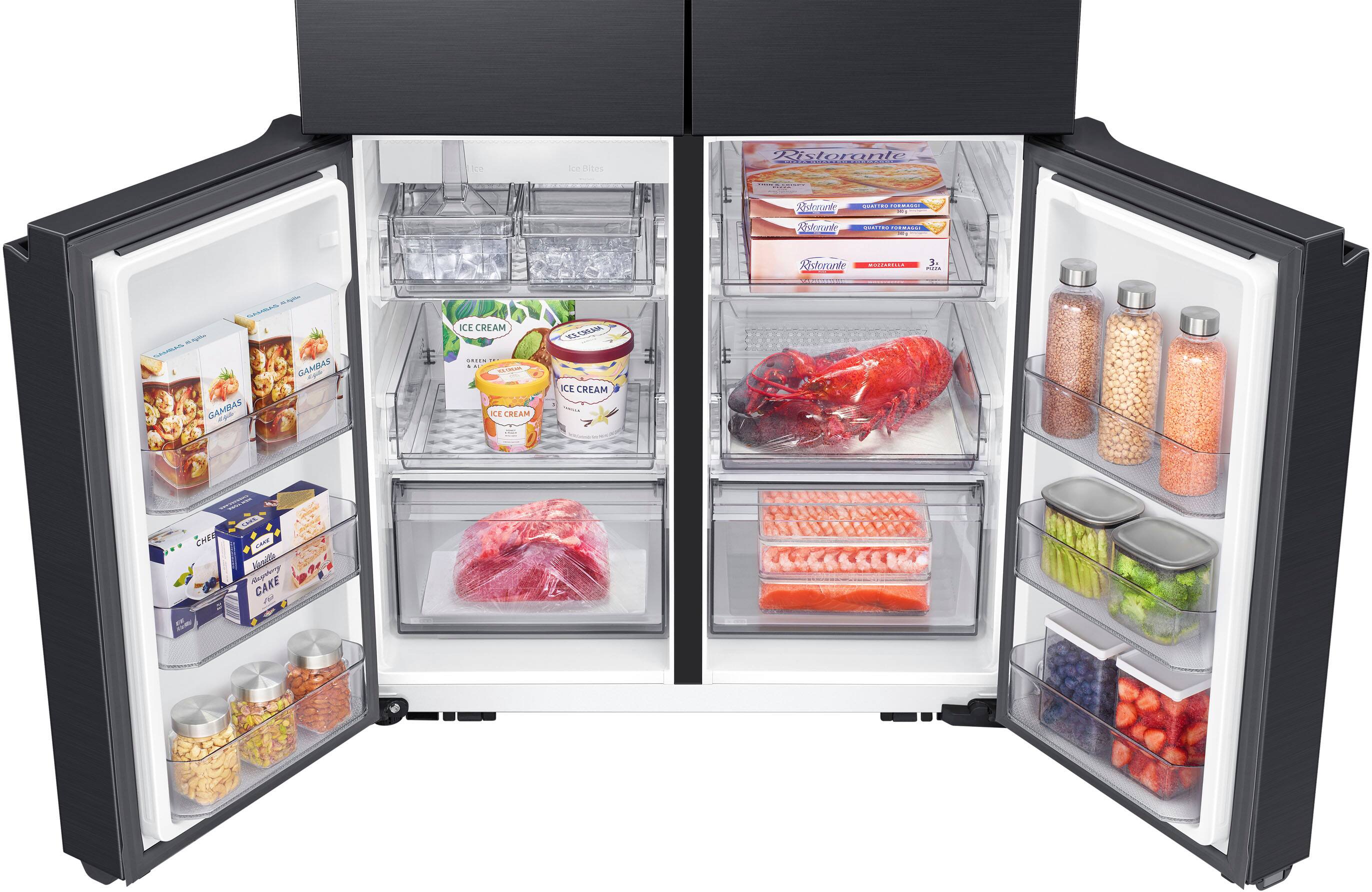 The text on the image reads: "Nes Pislornic | Smewad Samet TO | C Bistemnte | 3. : i - - MBAS - . AMBAY a CE CHEAM ... . KE CREAM KE CREAM Ceeer 2ME COT Halle Sdor CAKE d F A."