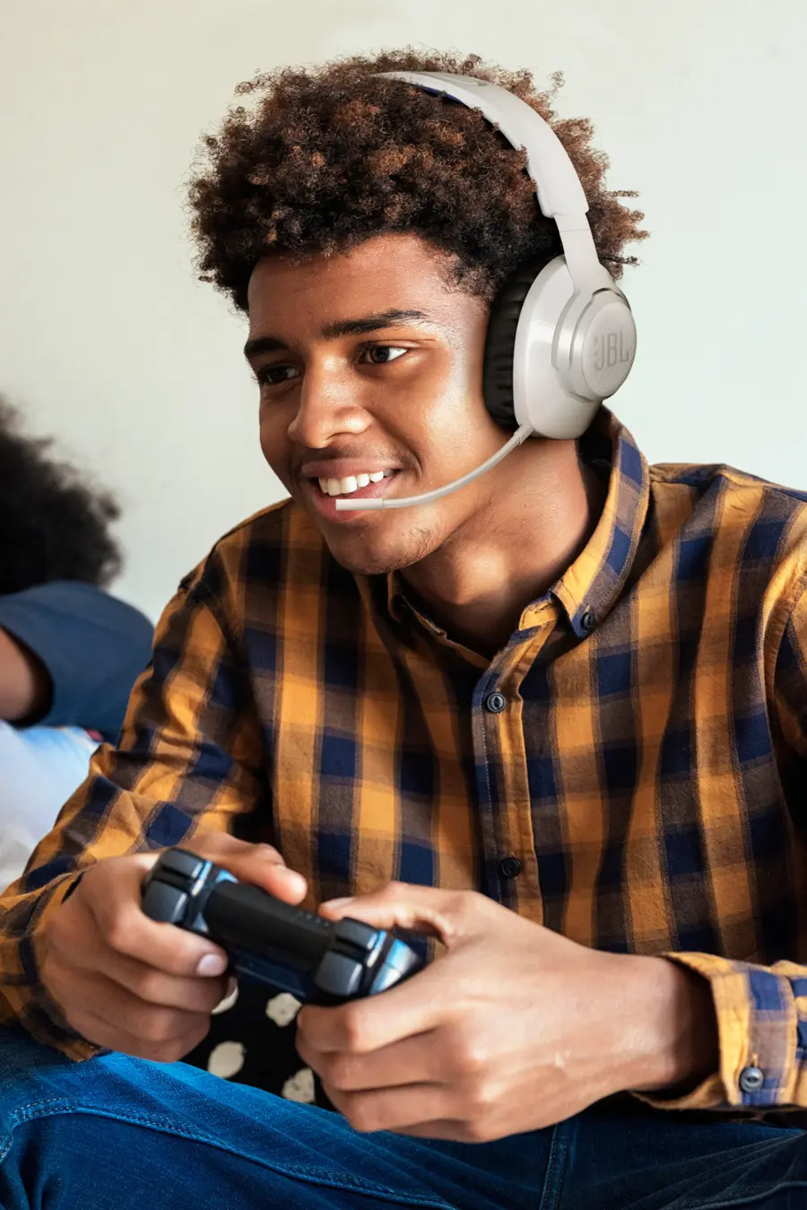 Alt View 18. JBL - Quantum 360P Wireless Gaming Headset - White.