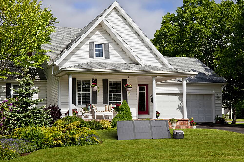 Alt View 18. EcoFlow - NextGen 160W Portable Solar Panel - Black.