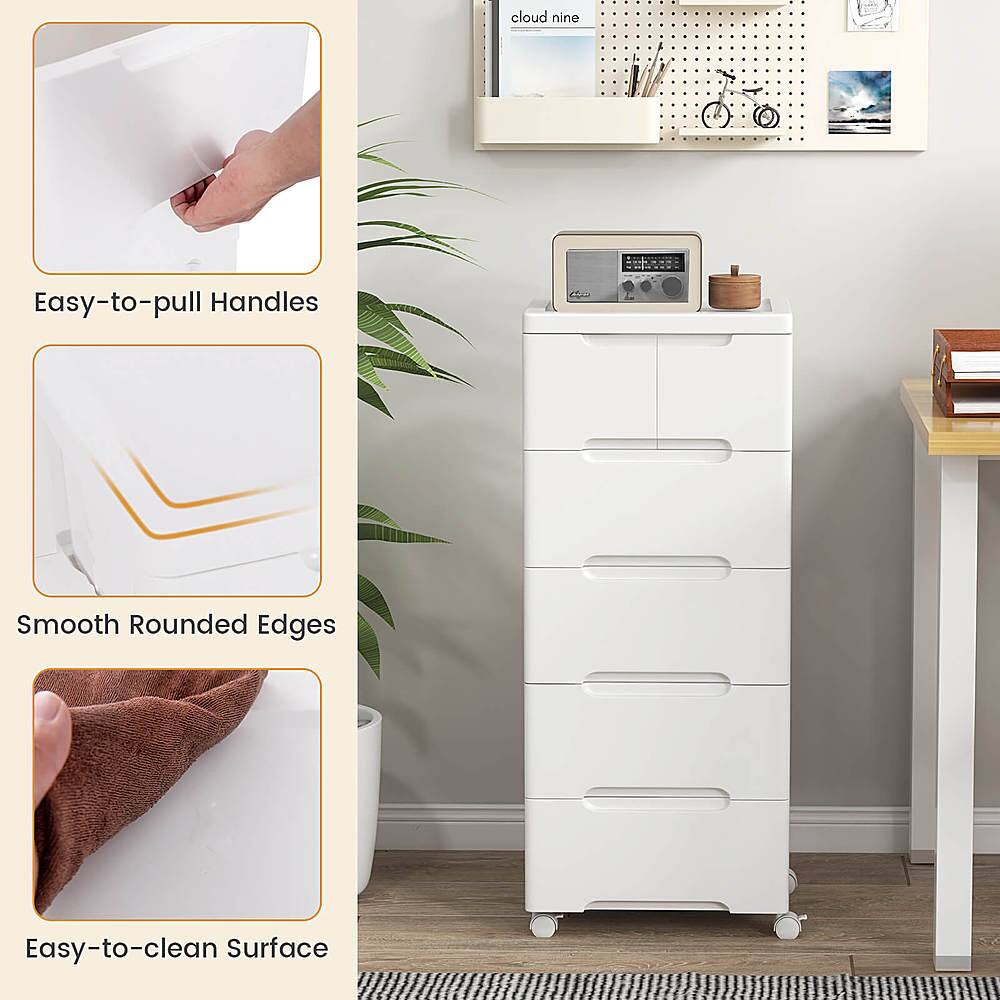 The text on the image can be grouped and corrected as follows:

"Easy-to-pull Handles, Smooth Rounded Edges, Easy-to-clean Surface."