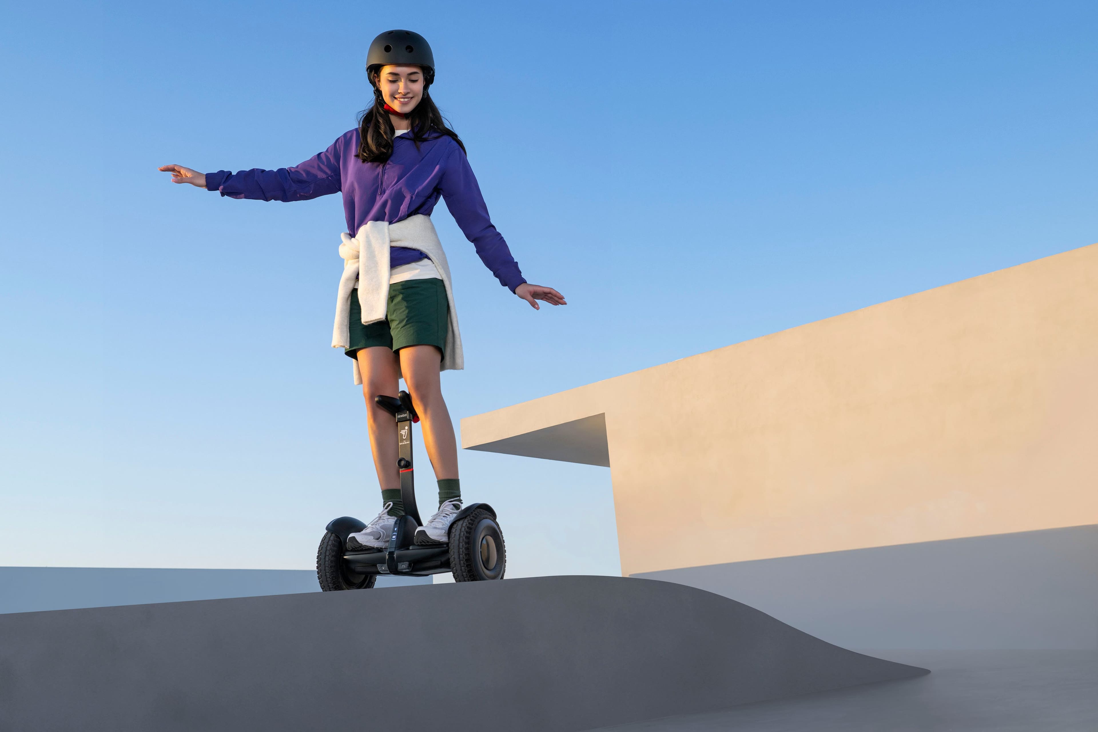 Alt View 15. Segway - Ninebot S2 w/21.7 mi Max Operating Range & 11.2 mph Max Speed - Black.