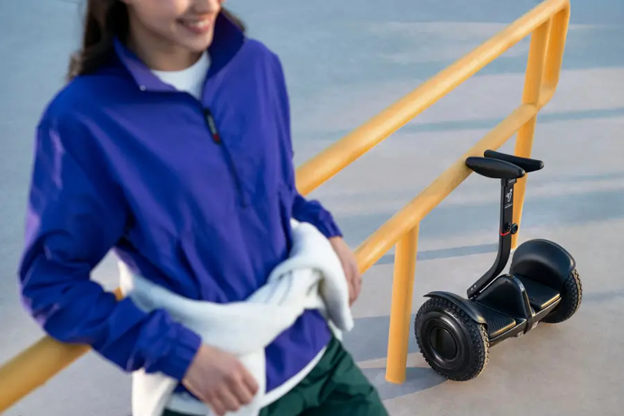 Alt View 20. Segway - Ninebot S2 w/21.7 mi Max Operating Range & 11.2 mph Max Speed - Black.