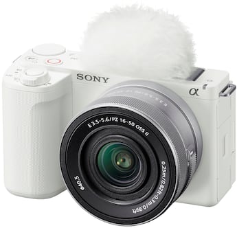 Sony Alpha ZV E10 II Mirrorless Content Creators' Camera Kit with Sony Alpha ZV E10 II Mirrorless Content Creators' Camera Kit with