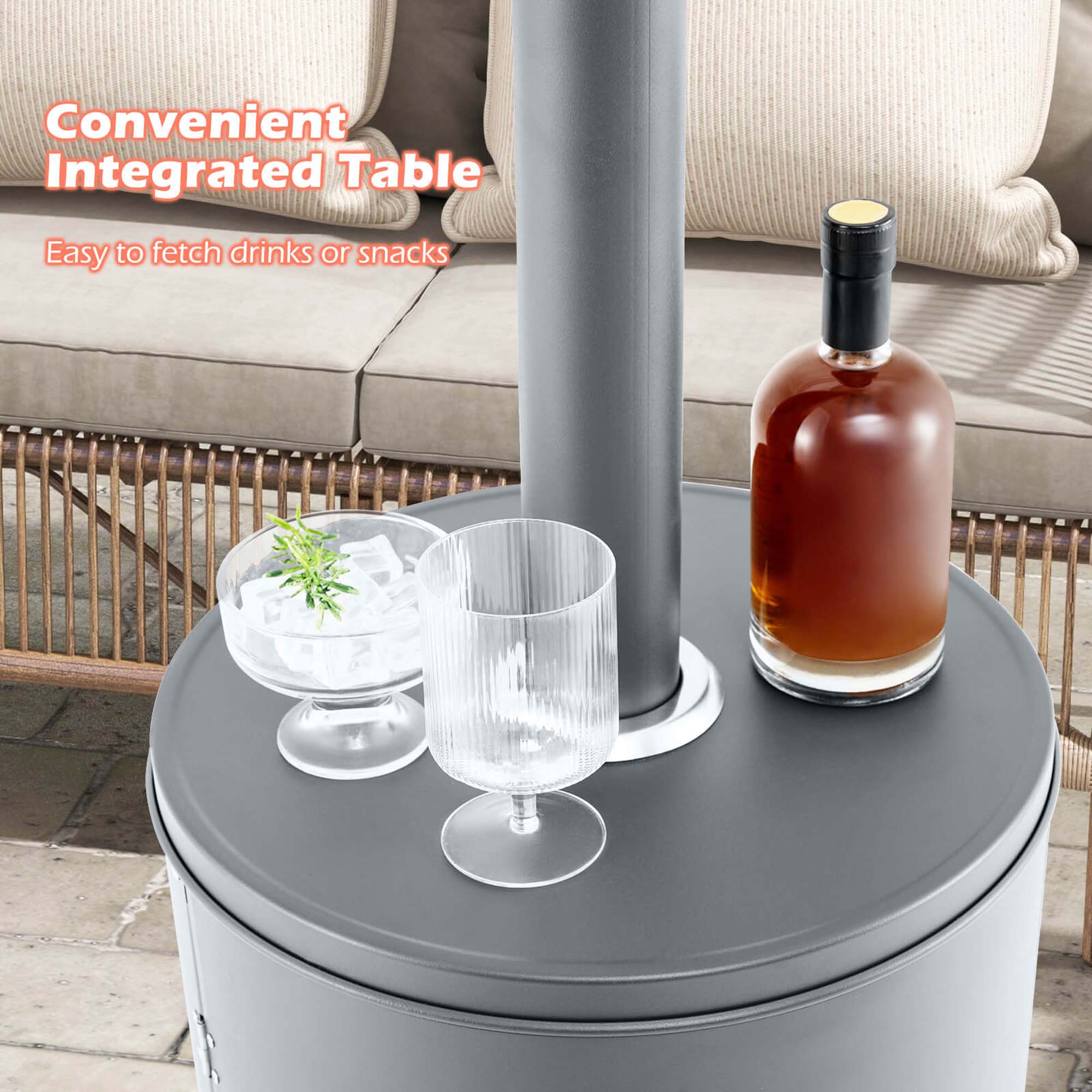Convenient Integrated Table  
Easy to fetch drinks or snacks