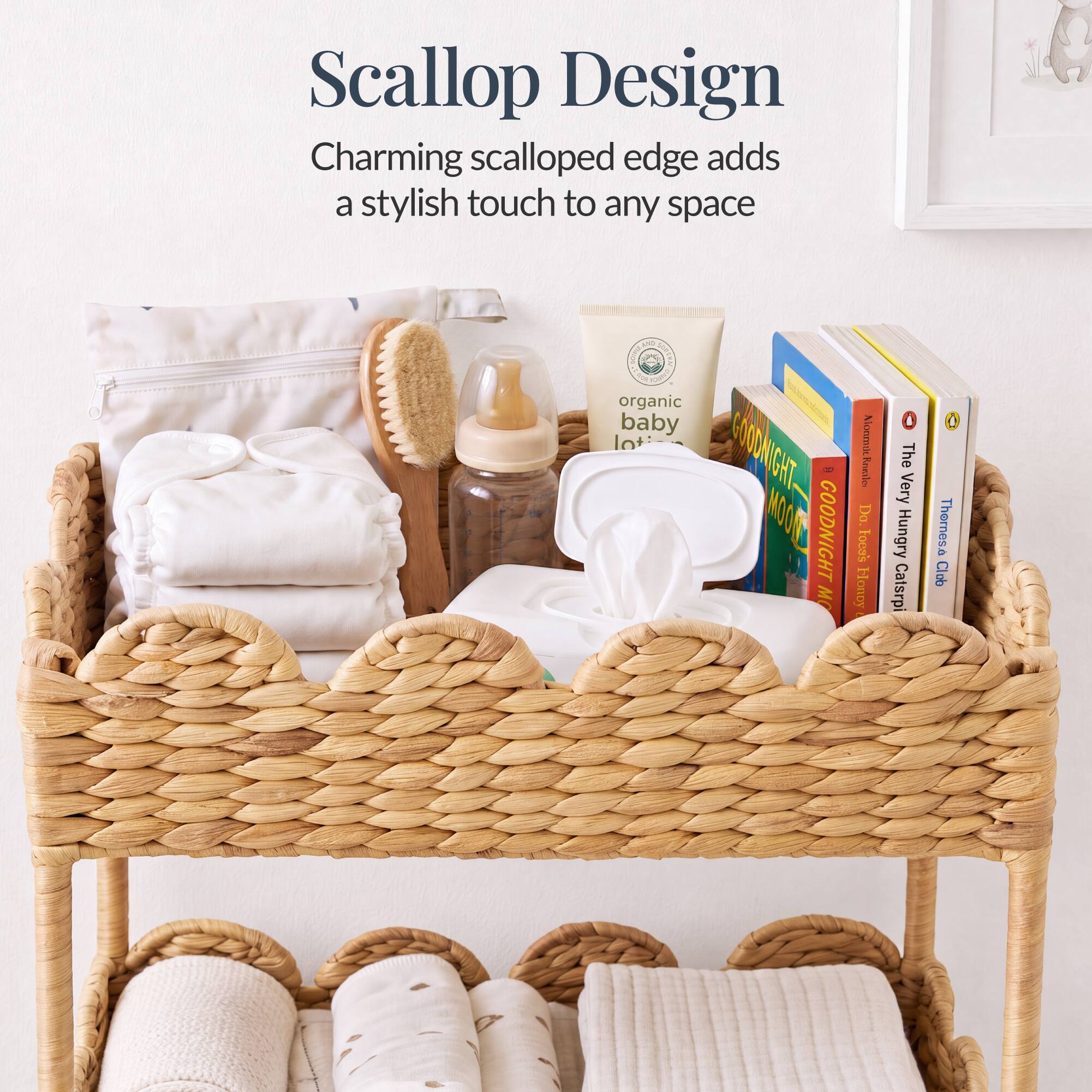 Scallop Design  
Charming scalloped edge adds a stylish touch to any space  

- I G o  organic baby lot  
- COOONIGHT - MOOK GOODNIGHT  
- M Alonesck Rnnle Da  
- Foco's Honoy & The Very Hungry Catsrpi  
- Thernes.a Clab