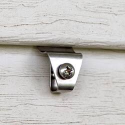 Angle. BreeBe - 2/Pkg No Hole Hooks Keyhole - Silver.