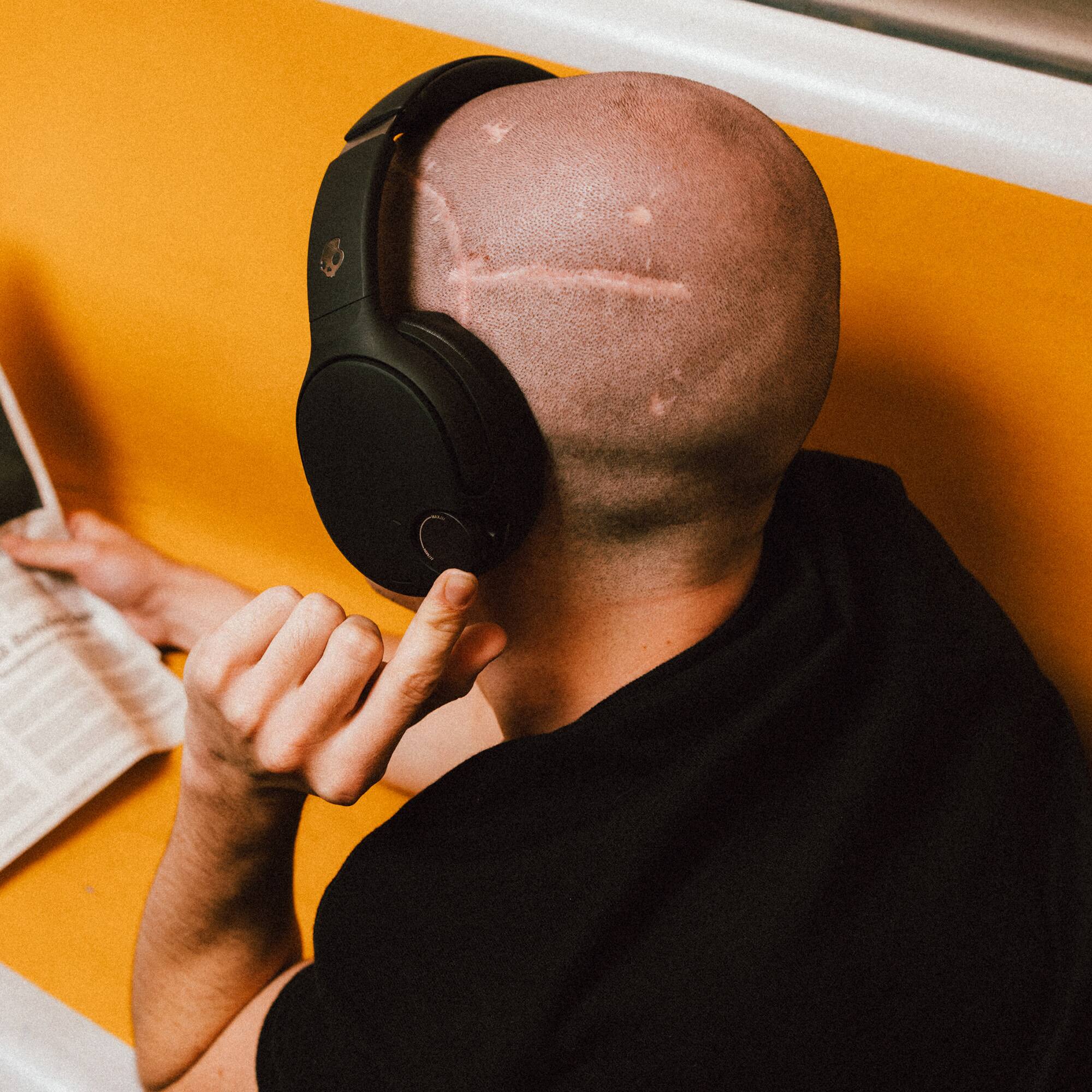 Alt View 4. Skullcandy - Crusher 720 Over-the-Ear Wireless Bluetooth Headphones with THX Spatial Audio - Black.