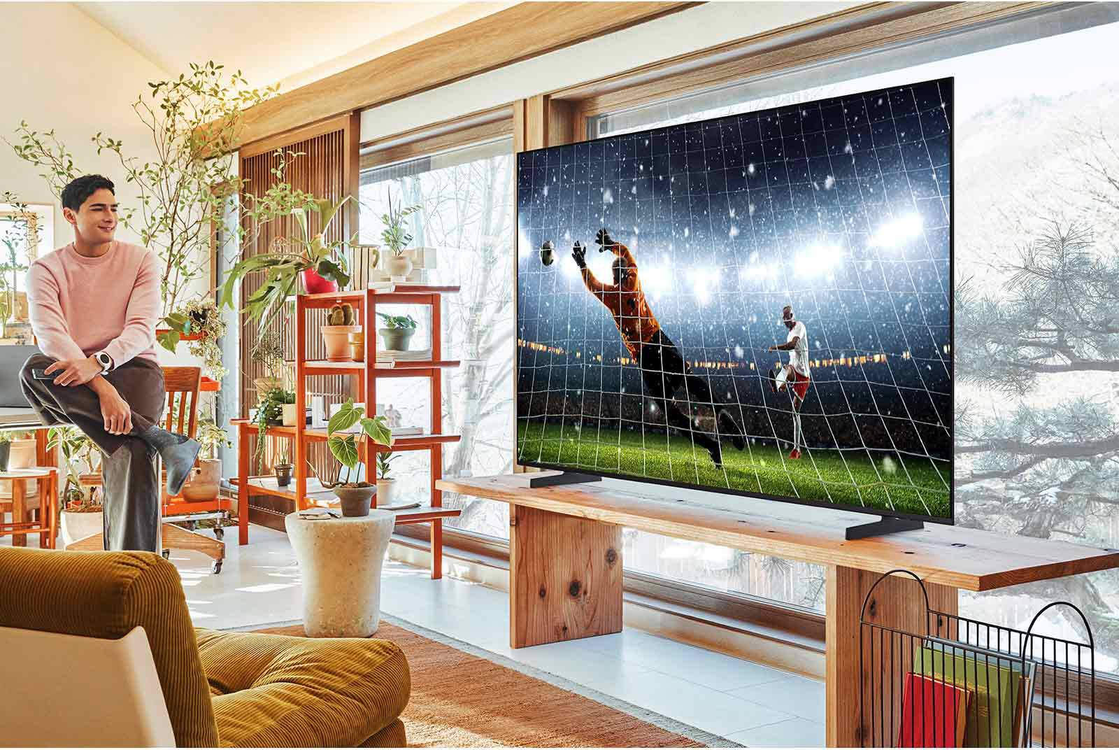 Samsung 75" Crystal UHD 4K Smart TV gallery view