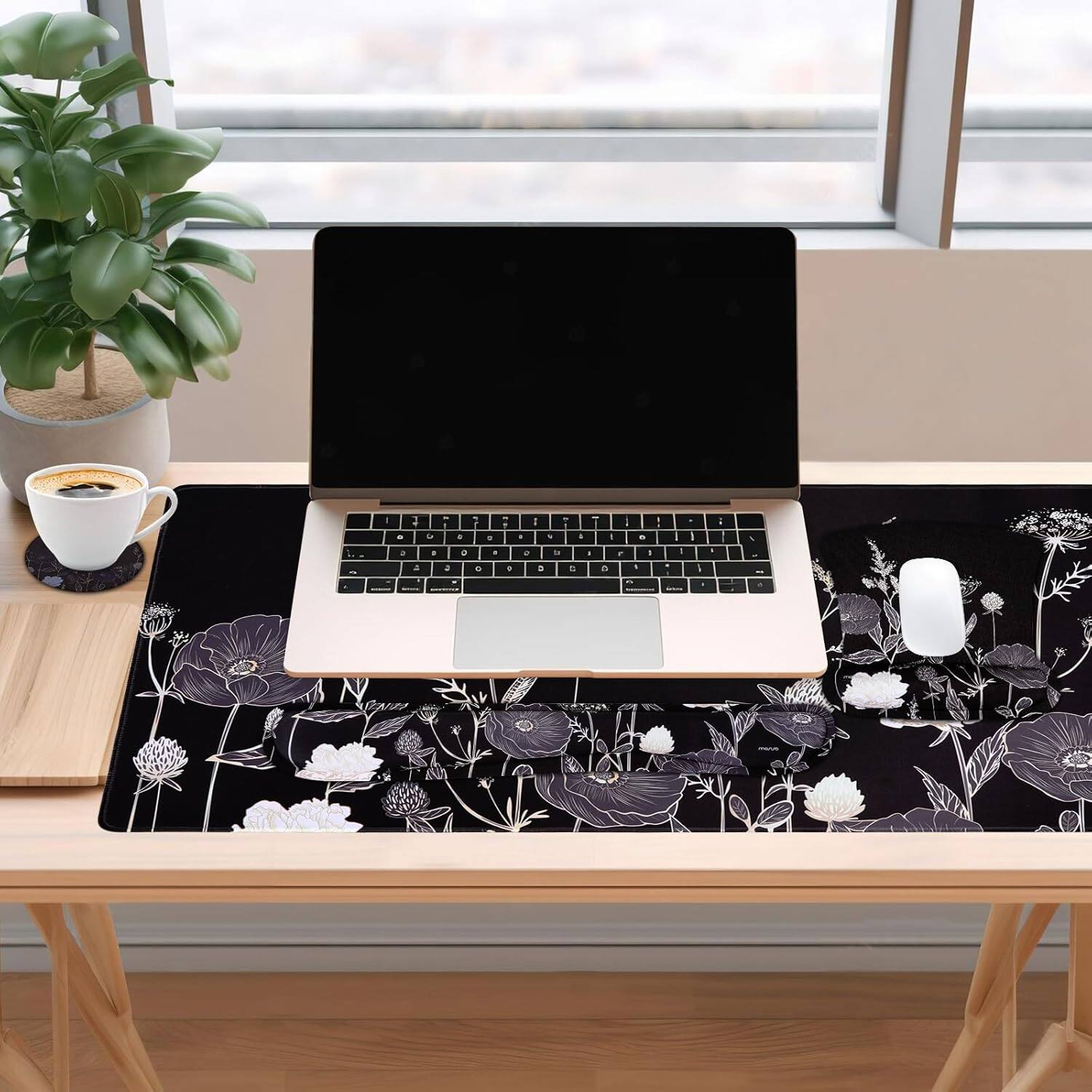 Alt View 3. mosiso - Keyboard Wrist Rest Large Gaming Mouse Pad, 4 in 1 Memory Foam Desk Mat Ergonomic Rest Wrist for Home Office Game - H507.
