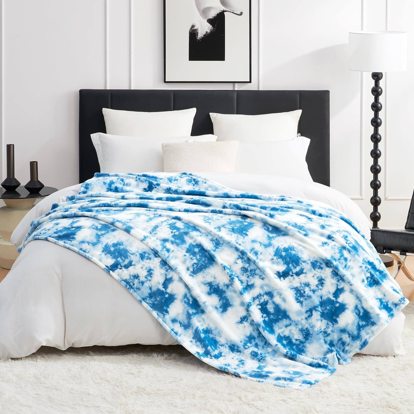 Tie-dye Blue Throw (50" x 60")
