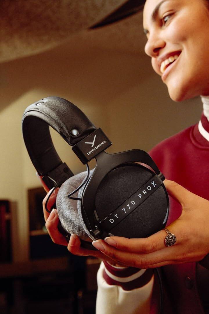 beyerdynamic  
DT 770 PROX