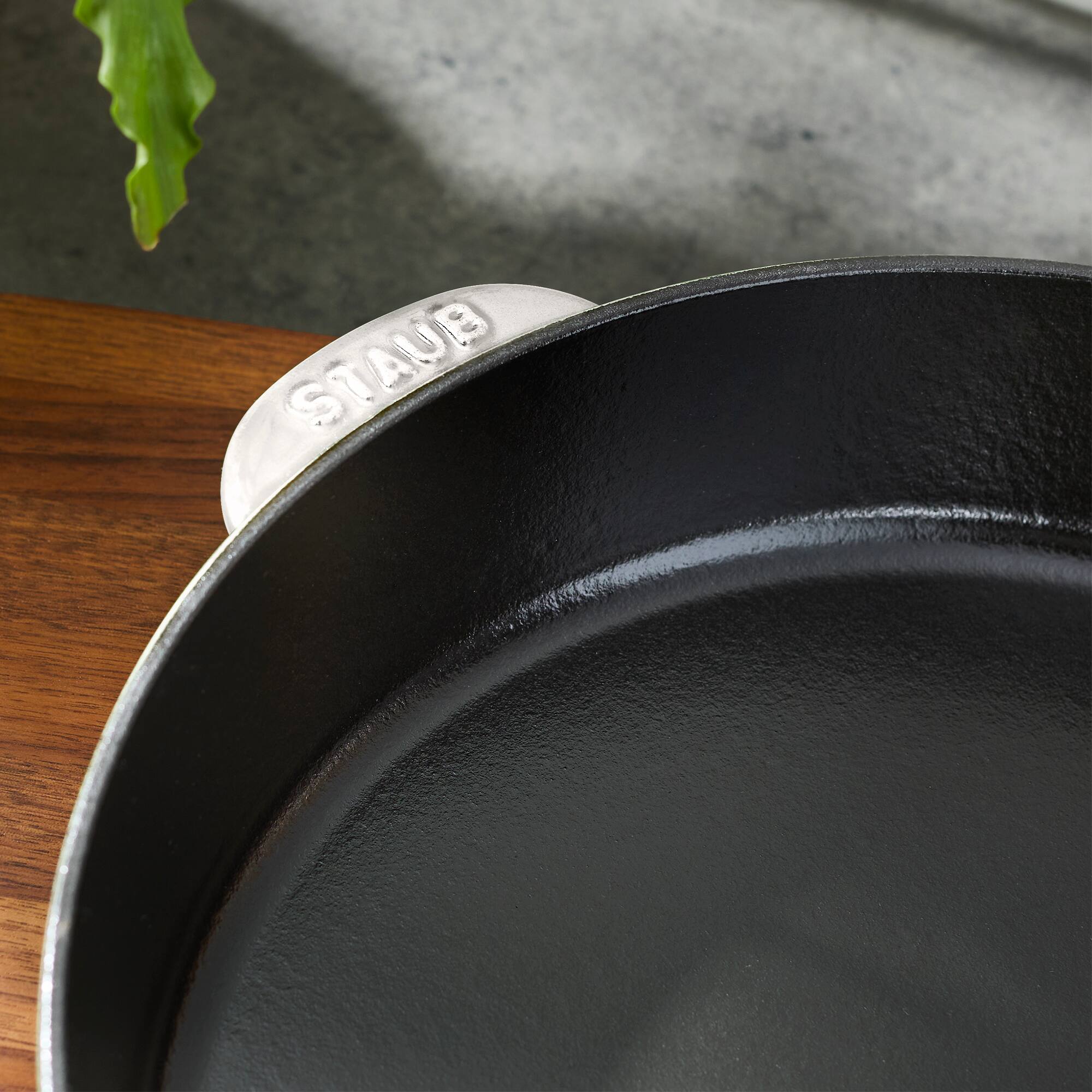 Alt View 2. Staub - Staub Cast Iron 11-inch Traditional Skillet - White Truffle - White Truffle.