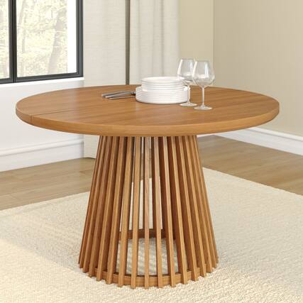 Front. Plank+Beam - Lido Round Dining Table (47in / 1194mm)|| Pecan - Pecan.