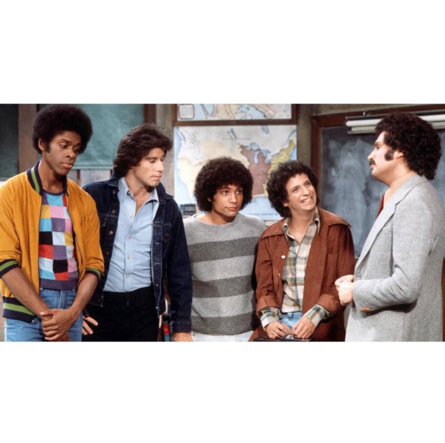 Alt View 1. Welcome Back, Kotter The Complete Series [DVD][16-Discs] (Comedy, Compatible with All DVD Players).