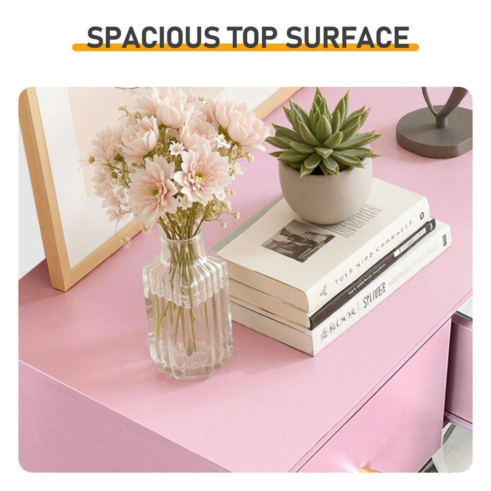 SPACIOUS TOP SURFACE