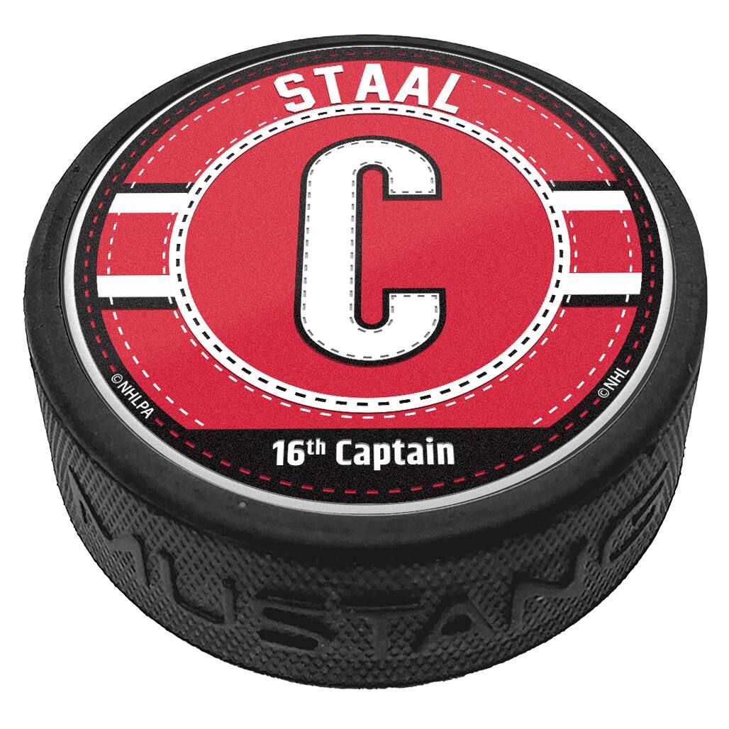 Mustang Drinkware - Jordan Staal Carolina Hurricanes Captain Puck - Multicolor