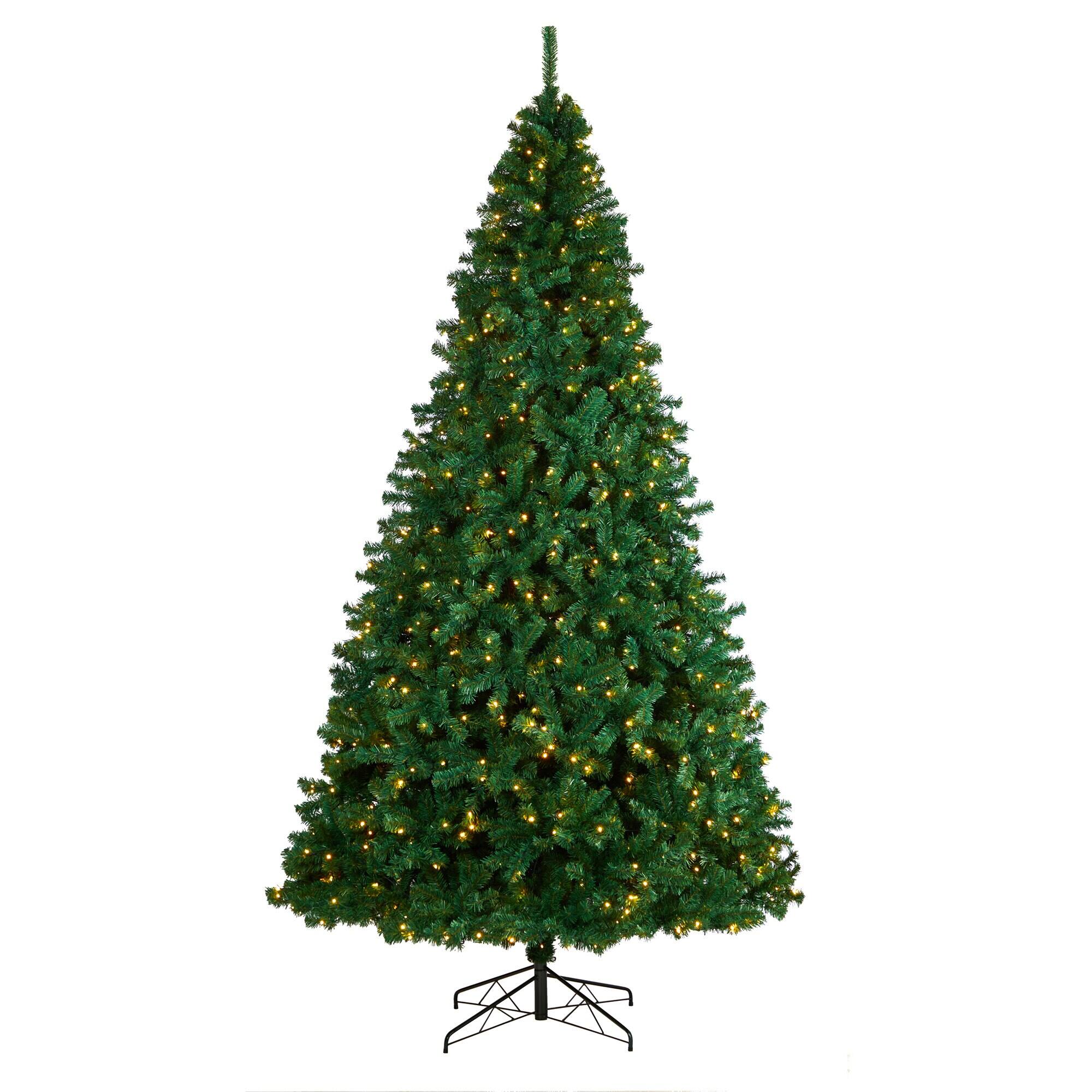 Front. BreeBe - 10' Northern Tip Artificial Christmas Tree w/ 800 Clear LED - Green.