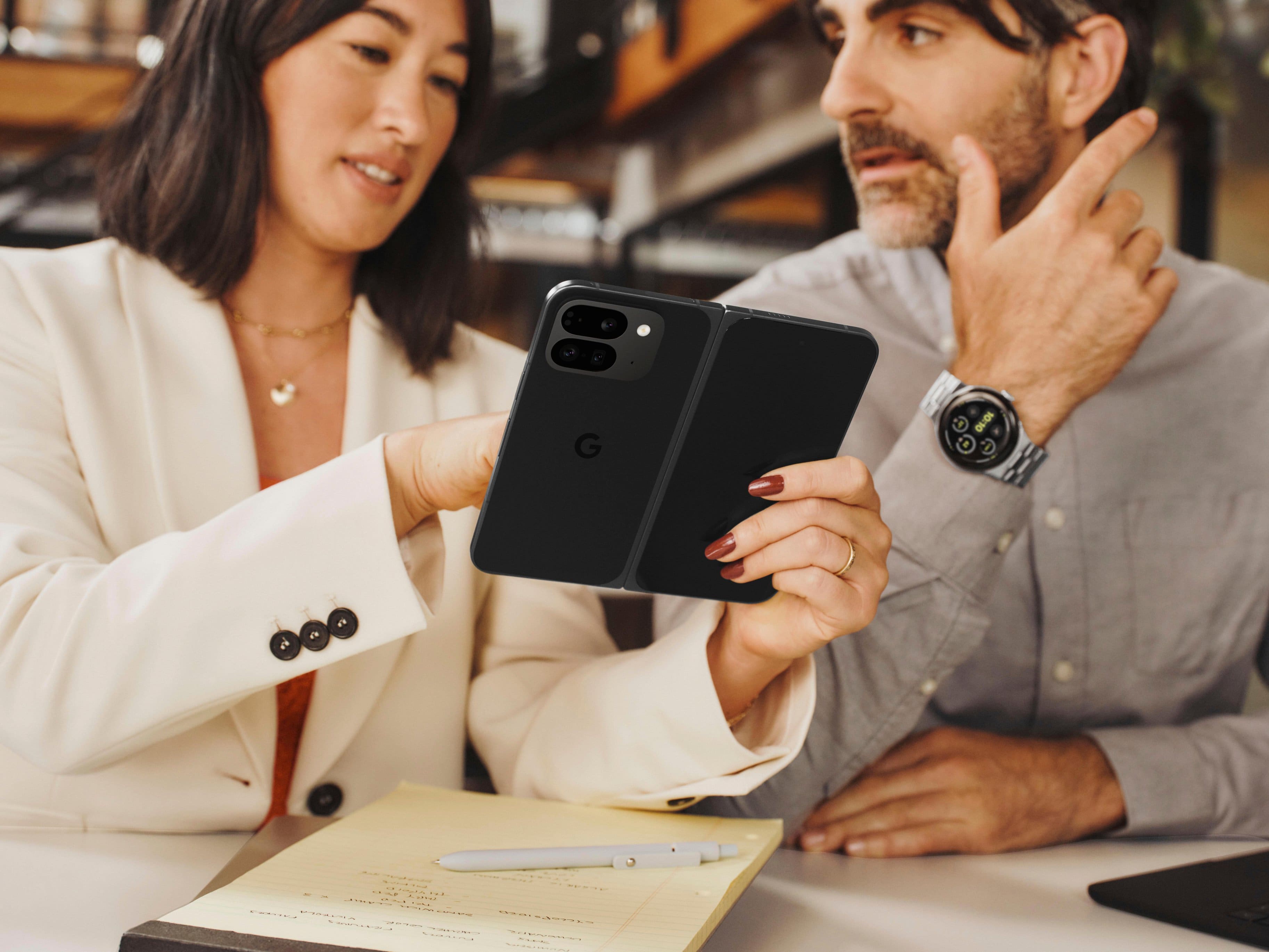 The text on the image reads "G 10:10 a ieto S.E. ... TOEE. . F. CEENEIS 0CE. SO COCM ...". However, it is not clear what the text represents or its context. It could be a code, a message, or a combination of letters and numbers. Without more information, it is difficult to group and correct the text accurately.