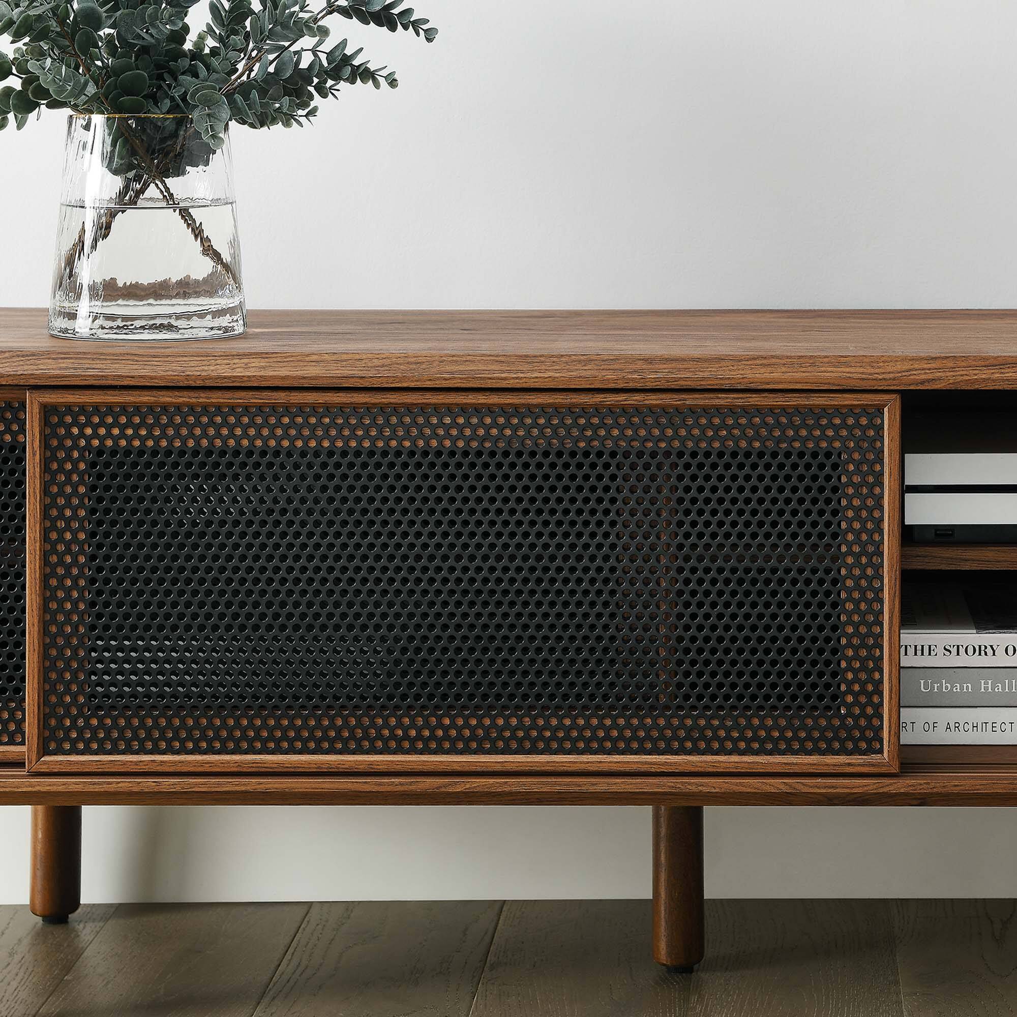 THE STORY OF  
Urban Hall  
ART OF ARCHITECT