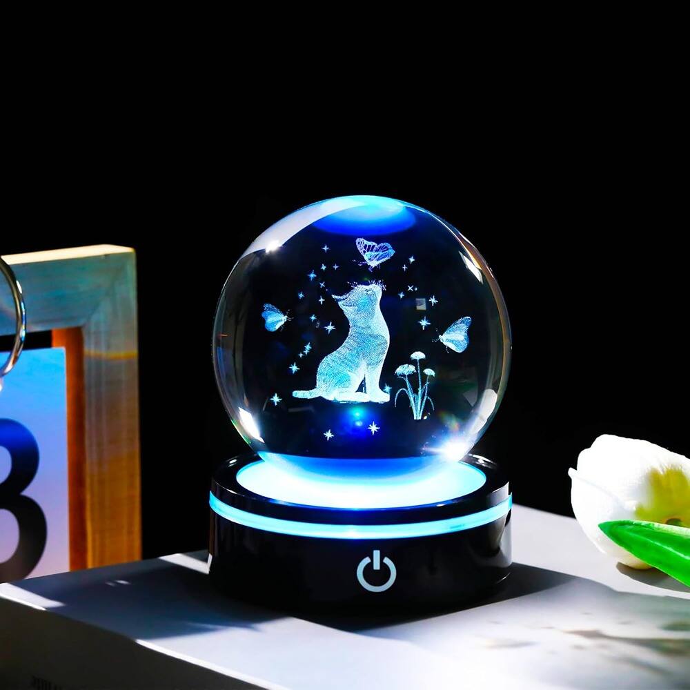 Angle. Schertz - 3D Crystal Cat Figurine with LED Light Base & Laser Engraving - LED.