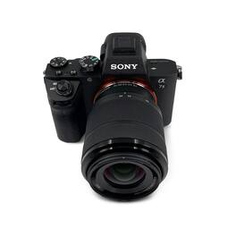 Sony - Alpha 7 V Full-Frame Hybrid Mirrorless Camera: 30fps Blackout-Free Shooting, AI Autofocus, 5- (International Model)
