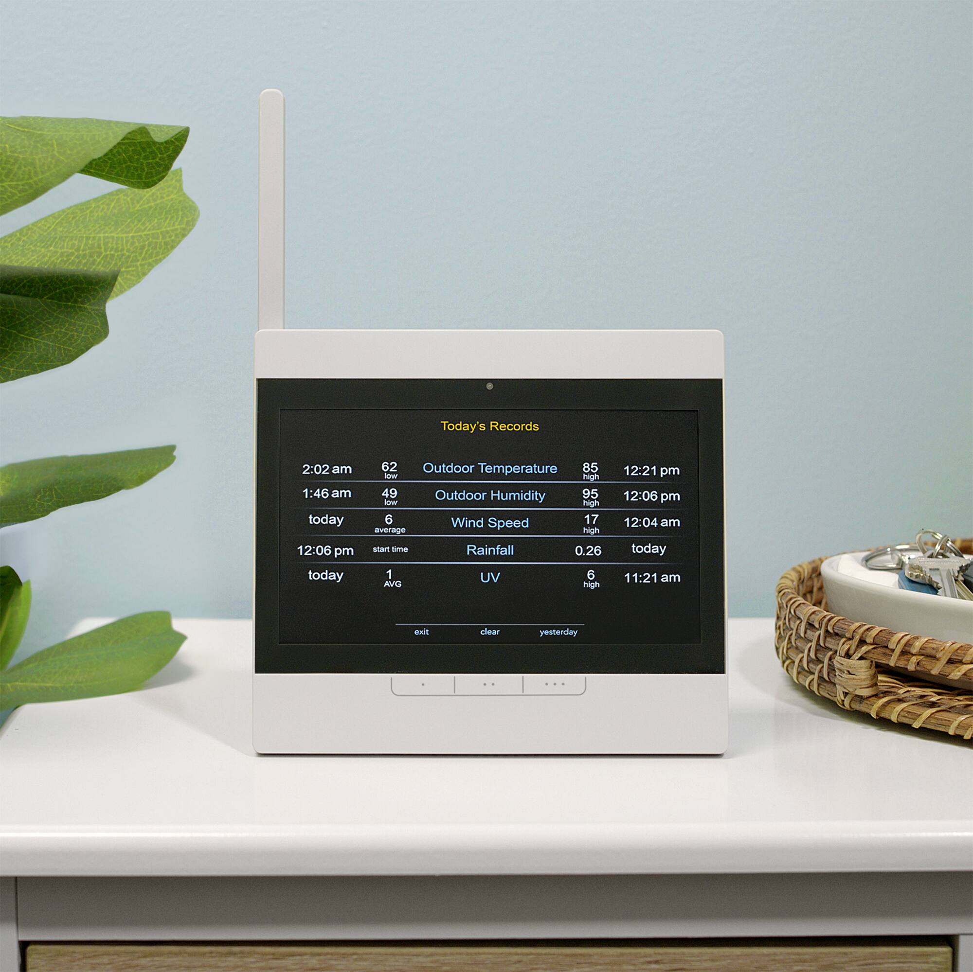 Alt View 11. AcuRite - Atlas Weather Station - White/Black.