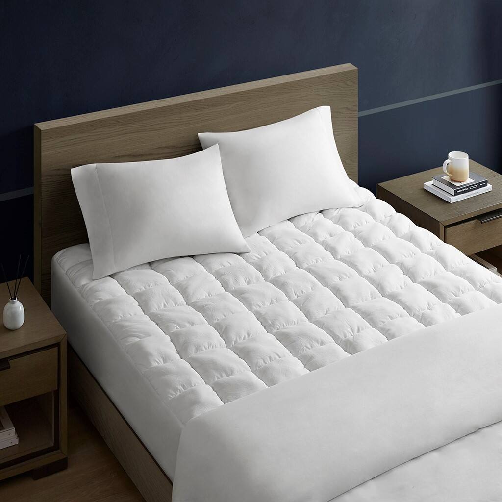 Alt View 3. Gracie Mills - Gracie Mills Capri Alternative Mattress Pad - White.