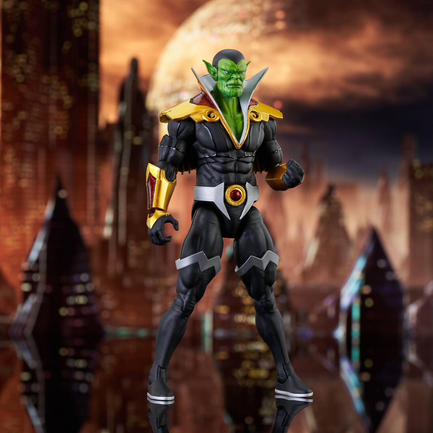 Alt View 3. Diamond Select Toys - Diamond Select - Marvel Select Skrull Action Figure   - Collectibles - Multicolor.