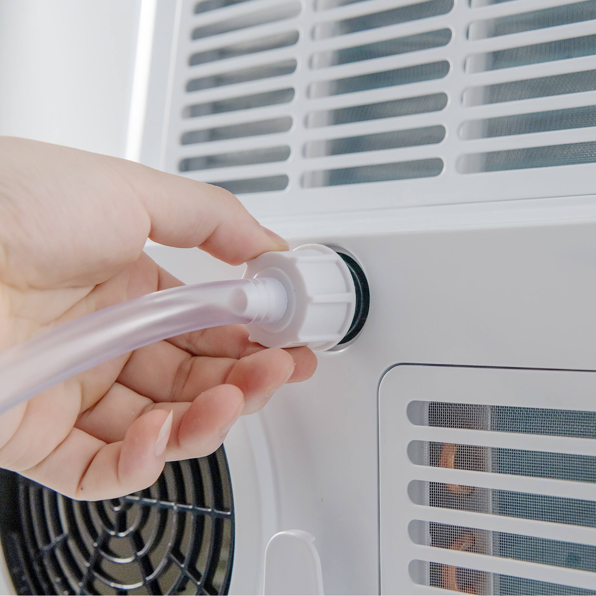 Alt View 8. Costway - 15000 BTU Portable Air Conditioner Cools up to 800 sq.ft with Remote APP Control Cool Fan Heat Dehum - White.