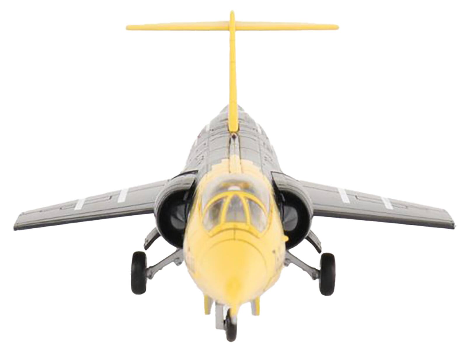 Alt View 1. Hobby Master - Lockheed F-104G Starfighter JaboG 33 Farewell 1985 Luftwaffe German Air Force Air Power Series Fighter 1/72 - Yellow, Black.
