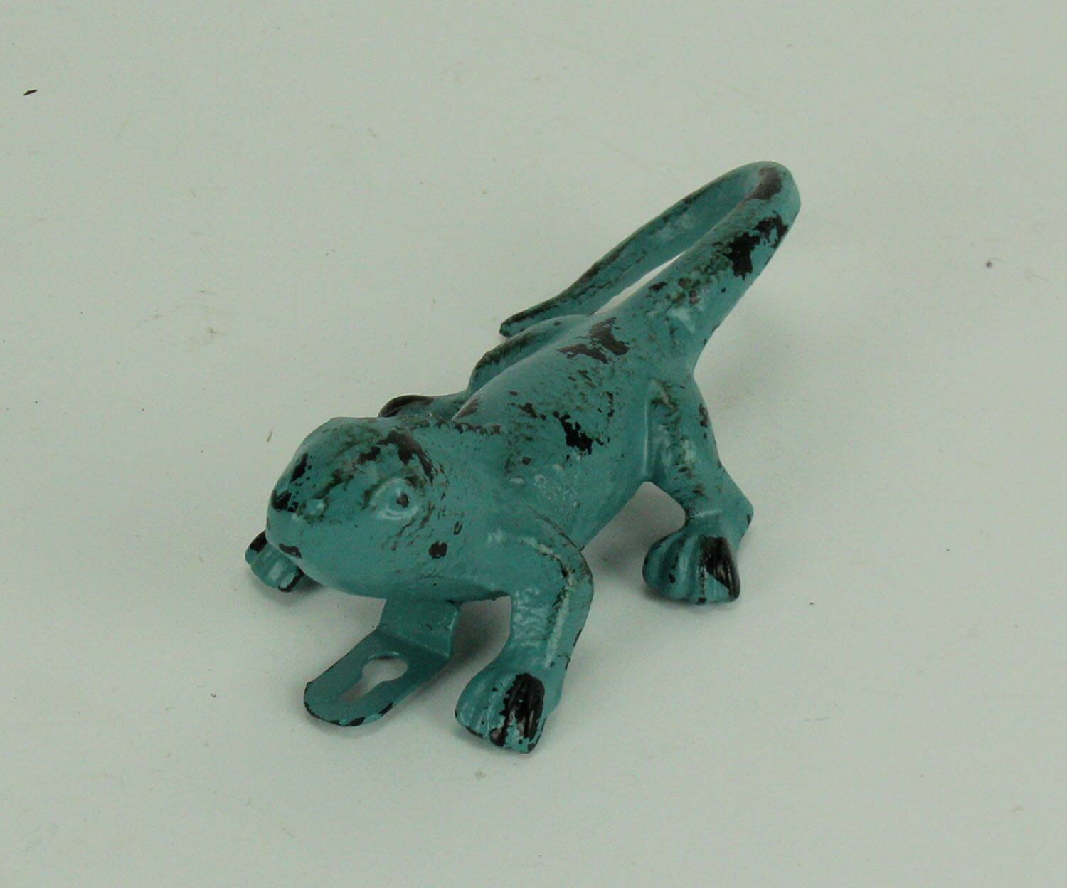 Alt View 2. SPI Home - Distressed Green Metal Lizard Wall Hooks Set of 6 - Green.