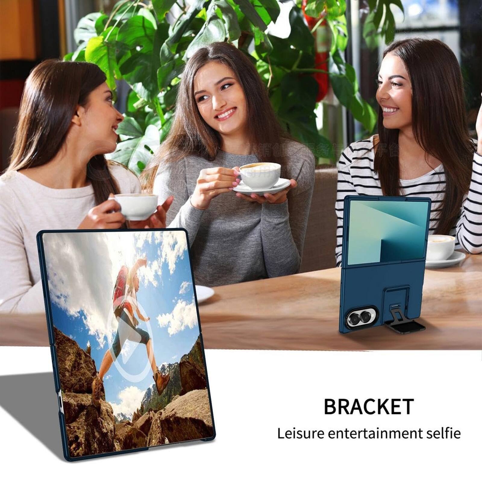 BRACKET  
Leisure entertainment selfie