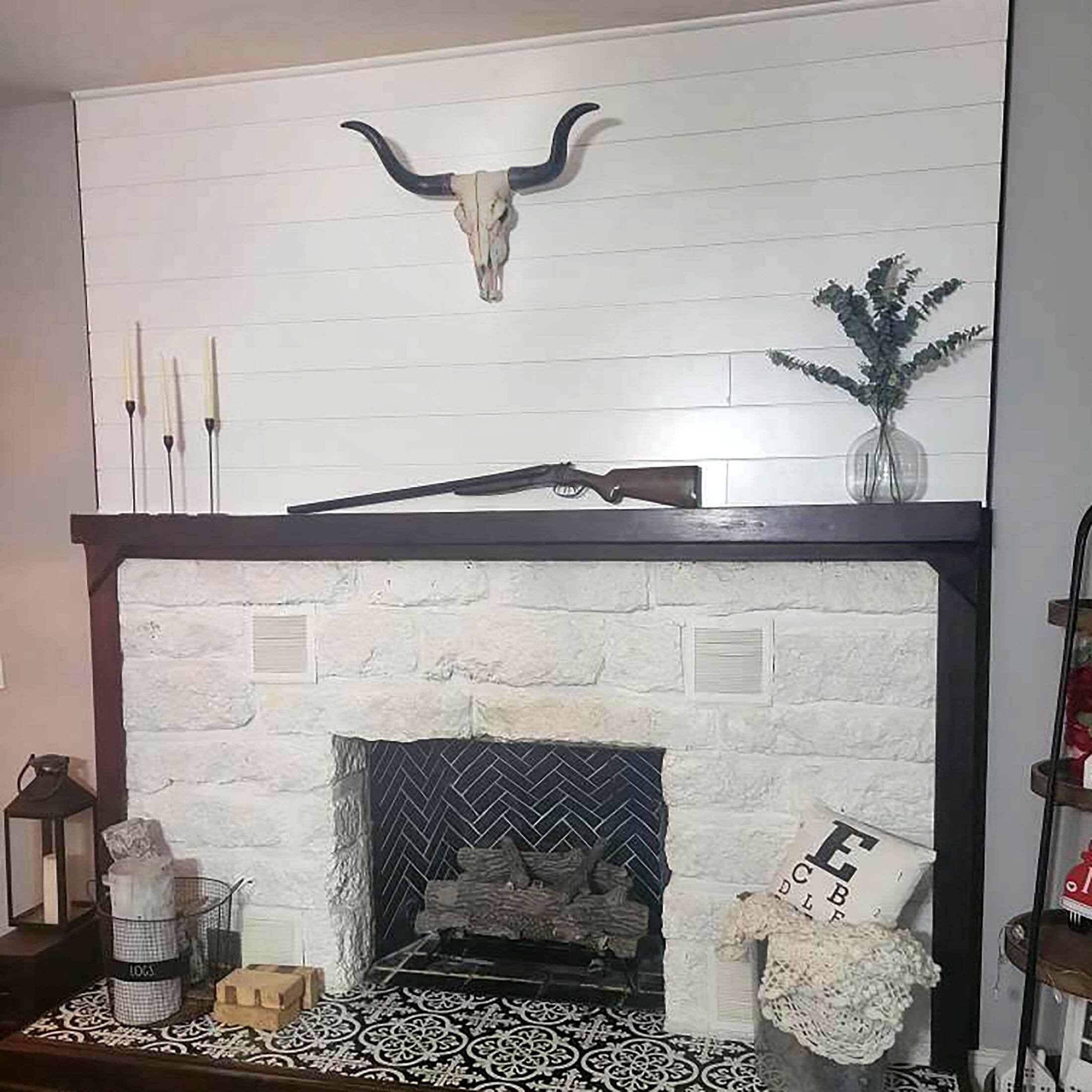 Alt View 5. Zeckos - Huge Wall Hanging Longhorn Cow Skull 27in Wide Resin Long Horn Steer Wall Decor - White.