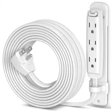 Front. Maximm - Flat Extension Cord 25 ft Multi 3-Outlet Power Cord with Mounting Bracket, Grounded 16 AWG UL Certified - White.