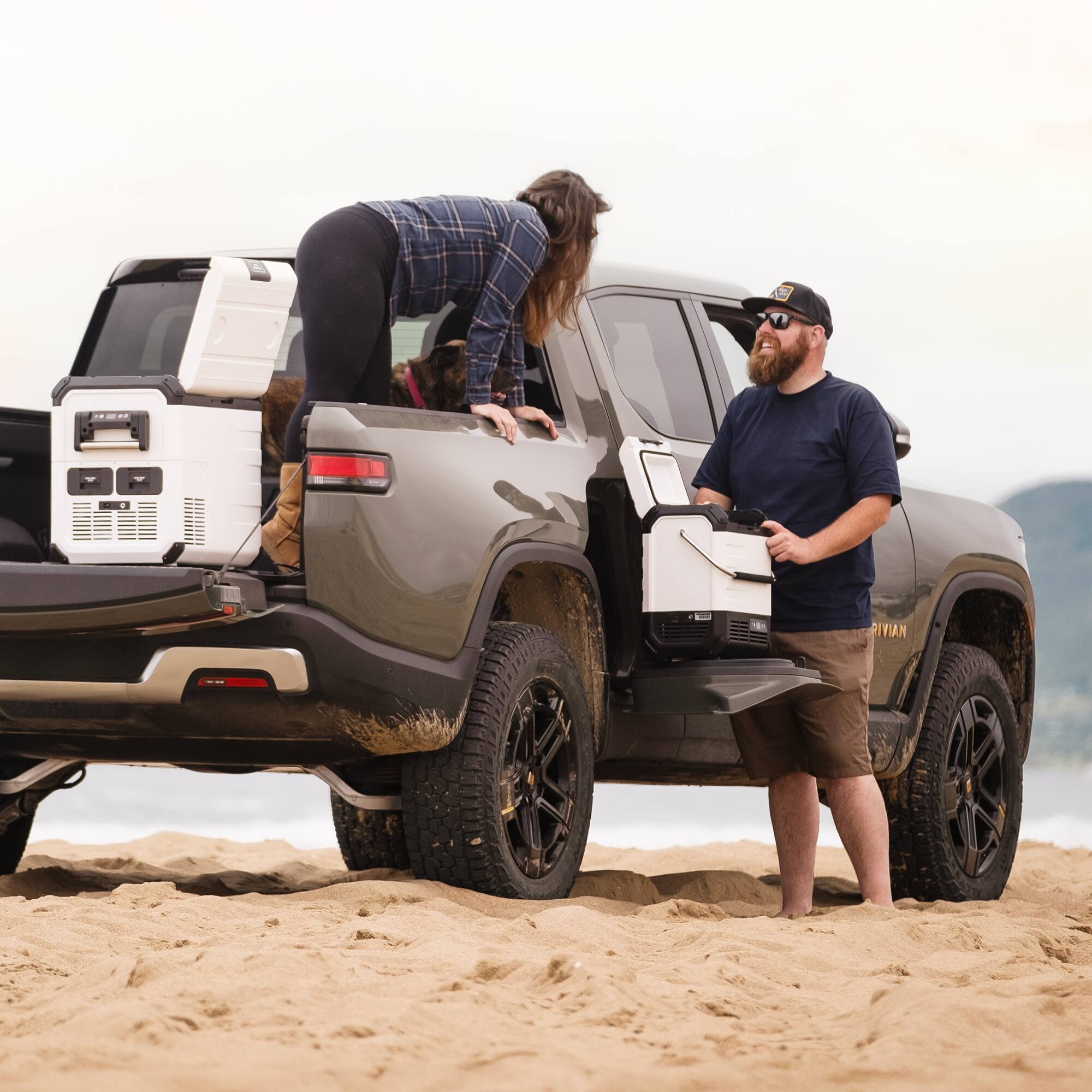 Alt View 6. Explorer Bear - Explorer Bear UR35W 37QT/35L 12/24V Portable Battery Powered Electric Fridge Freezer - Polar White.