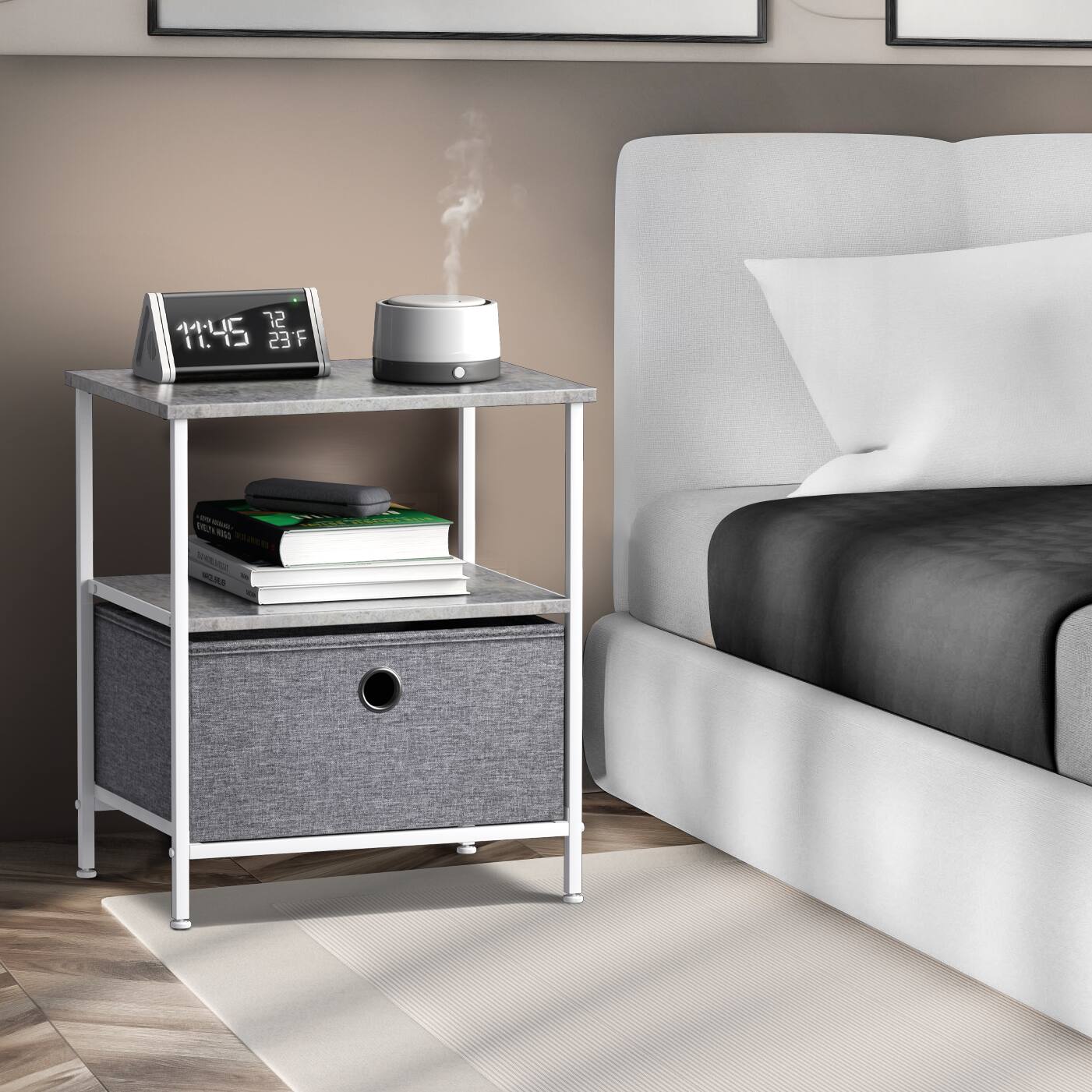 11:45  
72  
23°F  
US