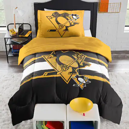 Front. Sweet Home Collection - NHL Pittsburgh Penguins Comforter & Pillow Sham Set- Twin/Twin XL - Multicolored.