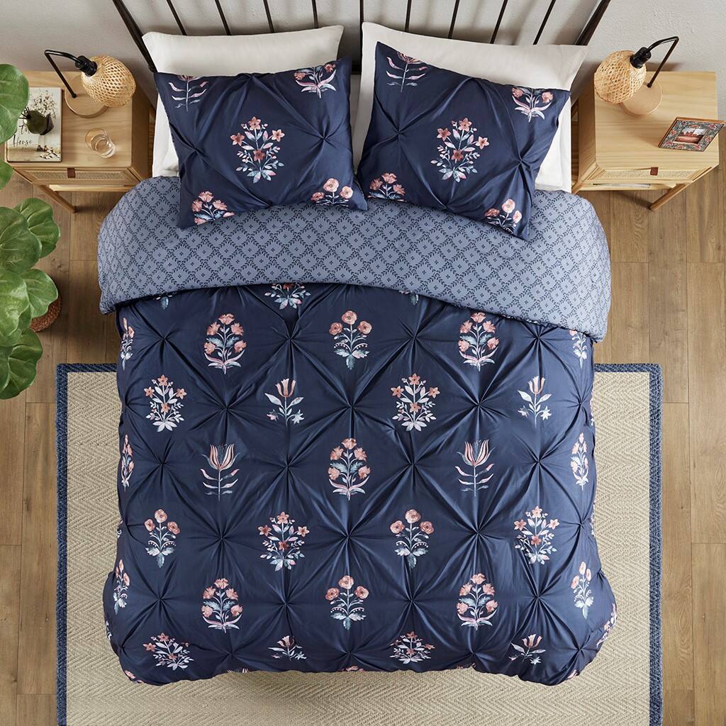 Alt View 1. Gracie Mills - Gracie Mills Autumn 3 Piece Jacquard Comforter Set - Navy.