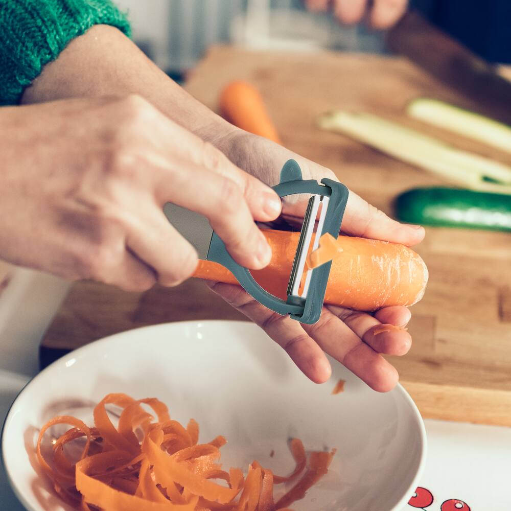 Alt View 4. Empava - Crock Sets With 5 Pcs Kitchen Utensil - Herb Cutter,Melon Baller, Ice Cream Scoop, Y-Peeler, Lemon Zester, Bottle Opener - Colour.