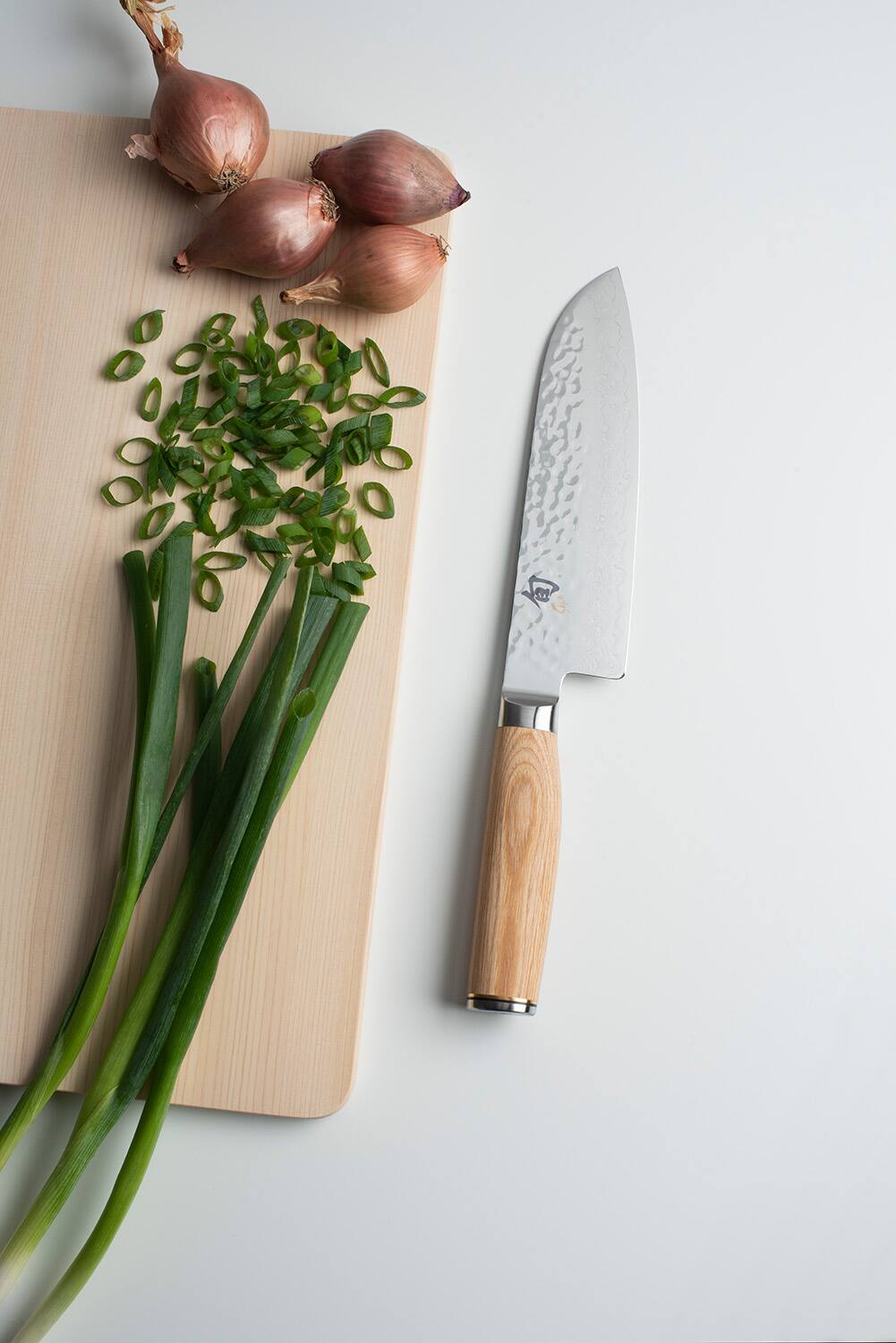 Alt View 3. Shun - Premier Blonde 7 Inch Santoku Knife - Silver.