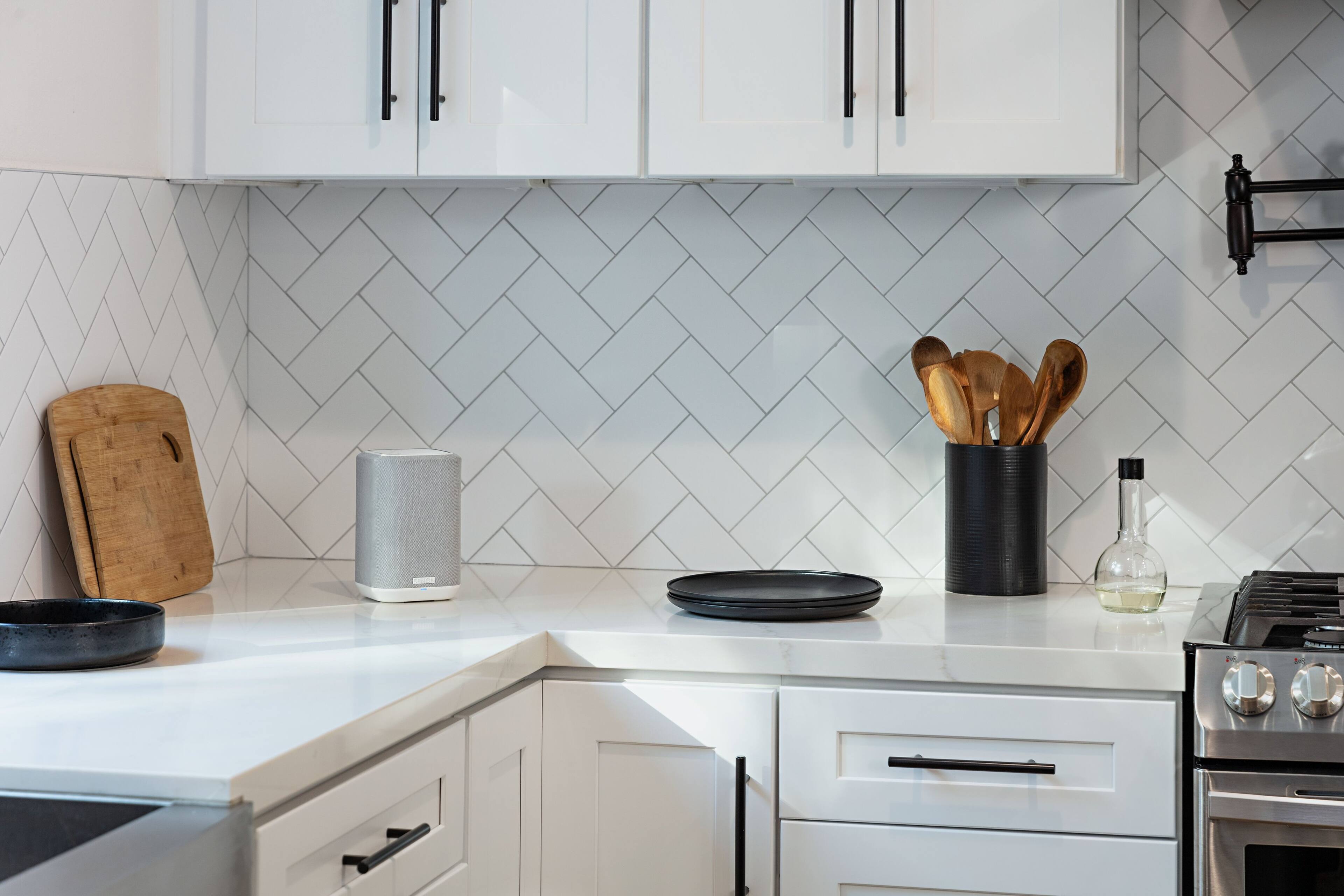 Alt View 16. Denon - Home 150NV Smart Wireless Capability Powered Speaker - White.