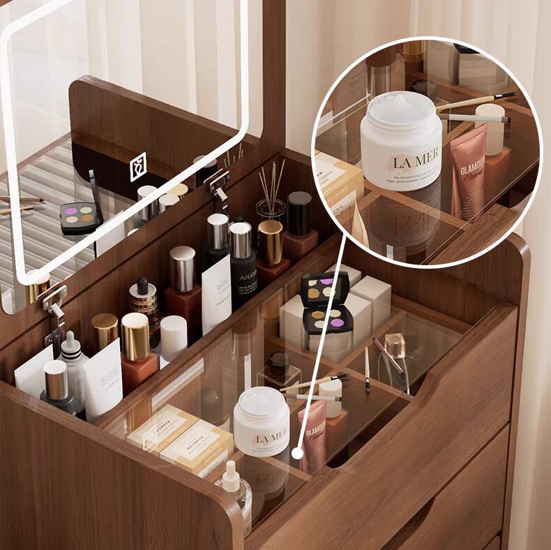 LA MER  
GLAMOUR  
173  
LAMER GLAMOUR