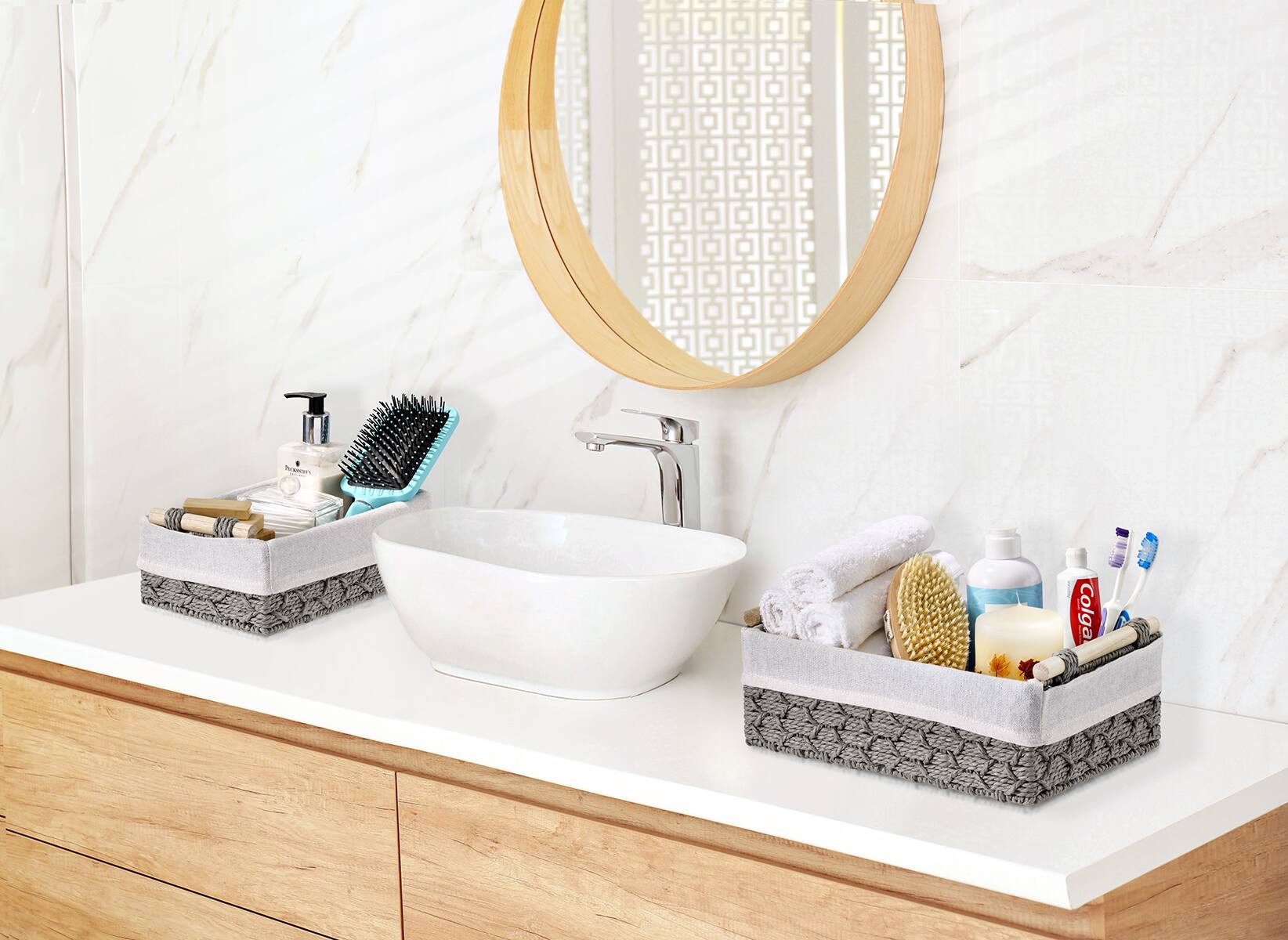 The text on the image reads:

- "Colgate"