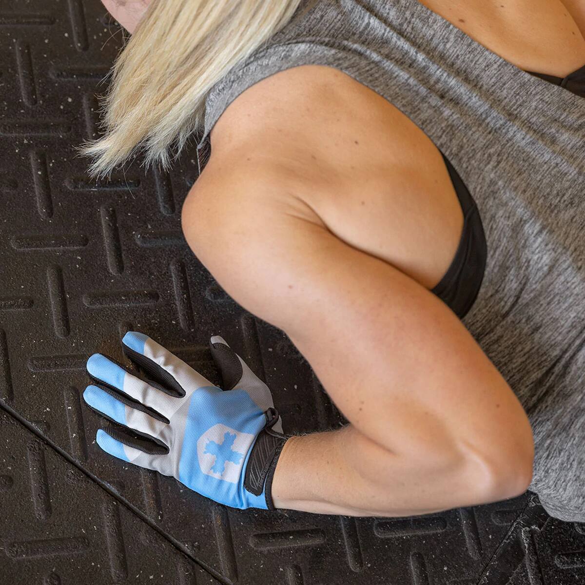Alt View 4. Harbinger - Harbinger Women's Shield Protect Fitness Gloves - Large - Blue - Blue.